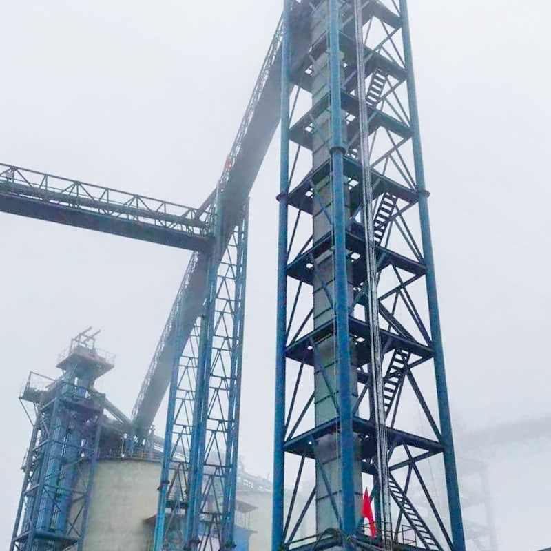 Lopatkový elevátor NSE s plochým řetězem